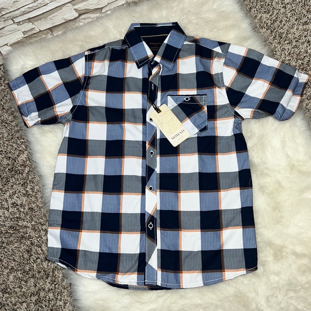 NOMAD Big Boys Button Down Short Sleeve Shirt.